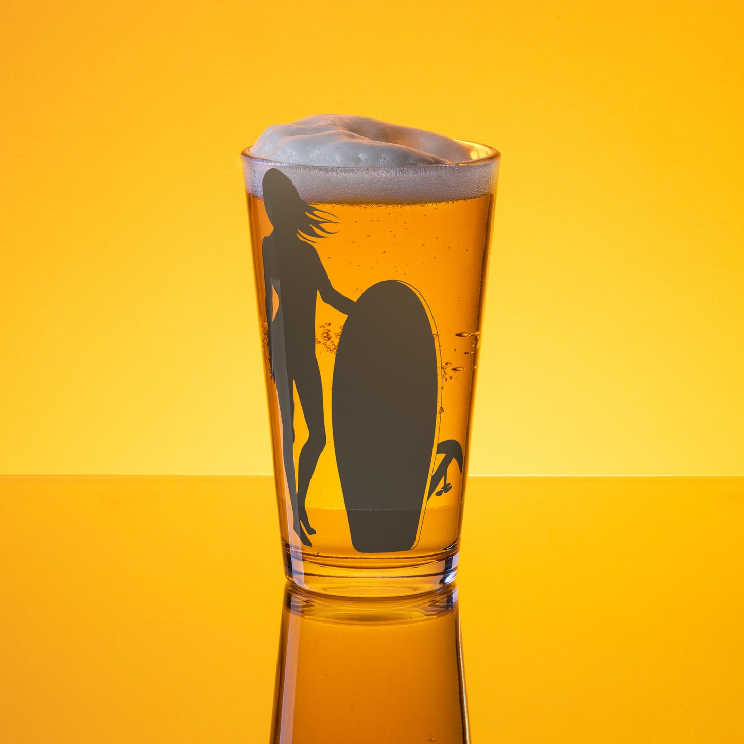 Shaker pint glass